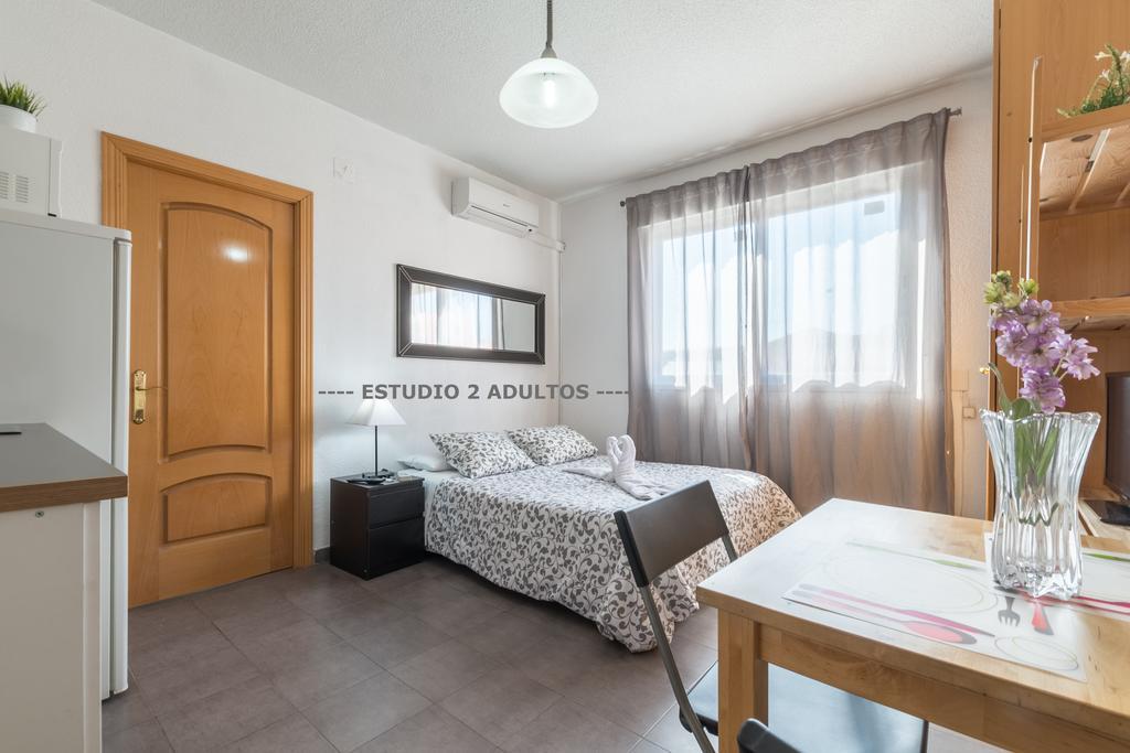 Apartamentos Arapiles Madrid Exterior foto