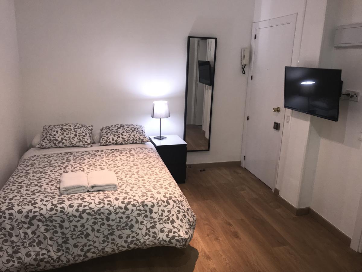 Apartamentos Arapiles Madrid Exterior foto